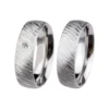 Alianzas de boda de acero con diamante