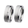 Alianzas de boda de acero con diamante