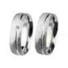 Alianzas de boda de acero con diamante