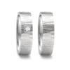 Alianzas de boda de acero con diamante