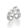 Alianzas de boda de plata con diamantes