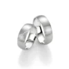 Alianzas de boda de plata con diamantes