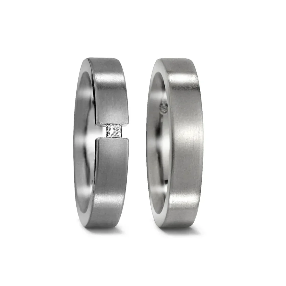 Alianzas de boda de titanio con diamante