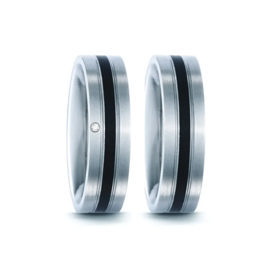 Alianzas de boda de titanio y cerámica con diamante