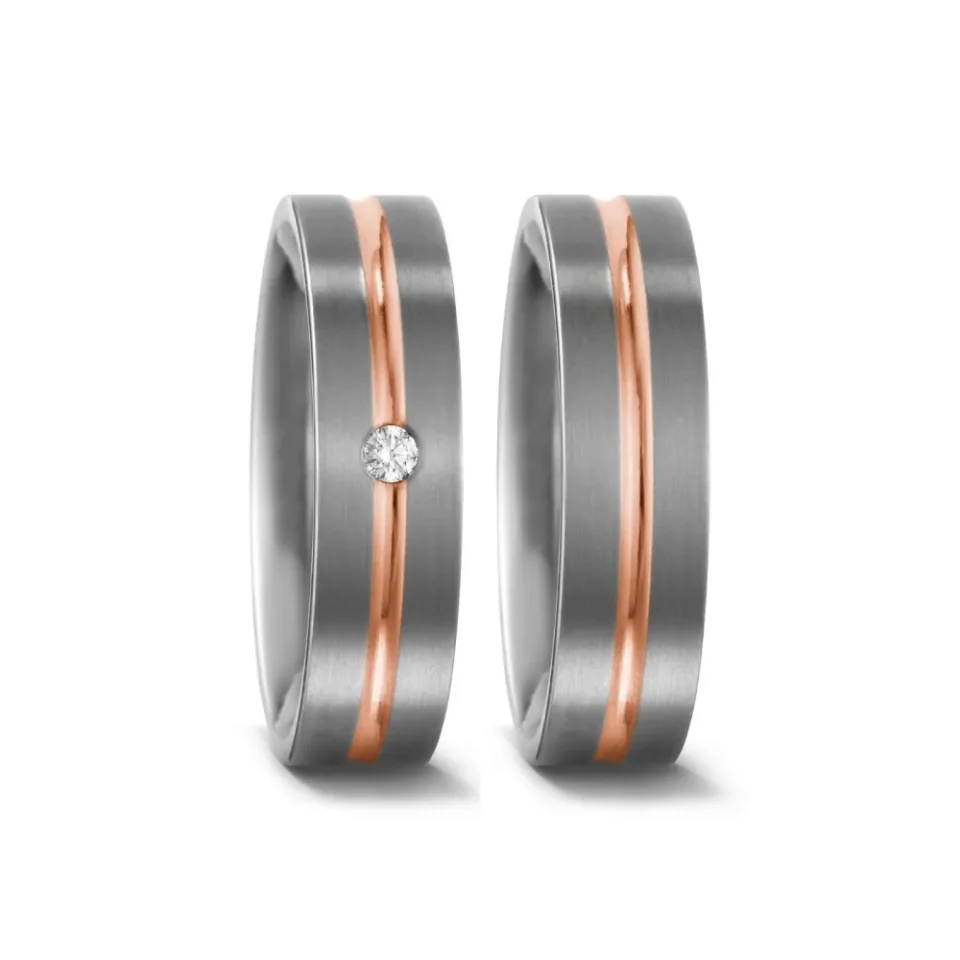 Alianzas de boda de titanio y oro rosado con diamante