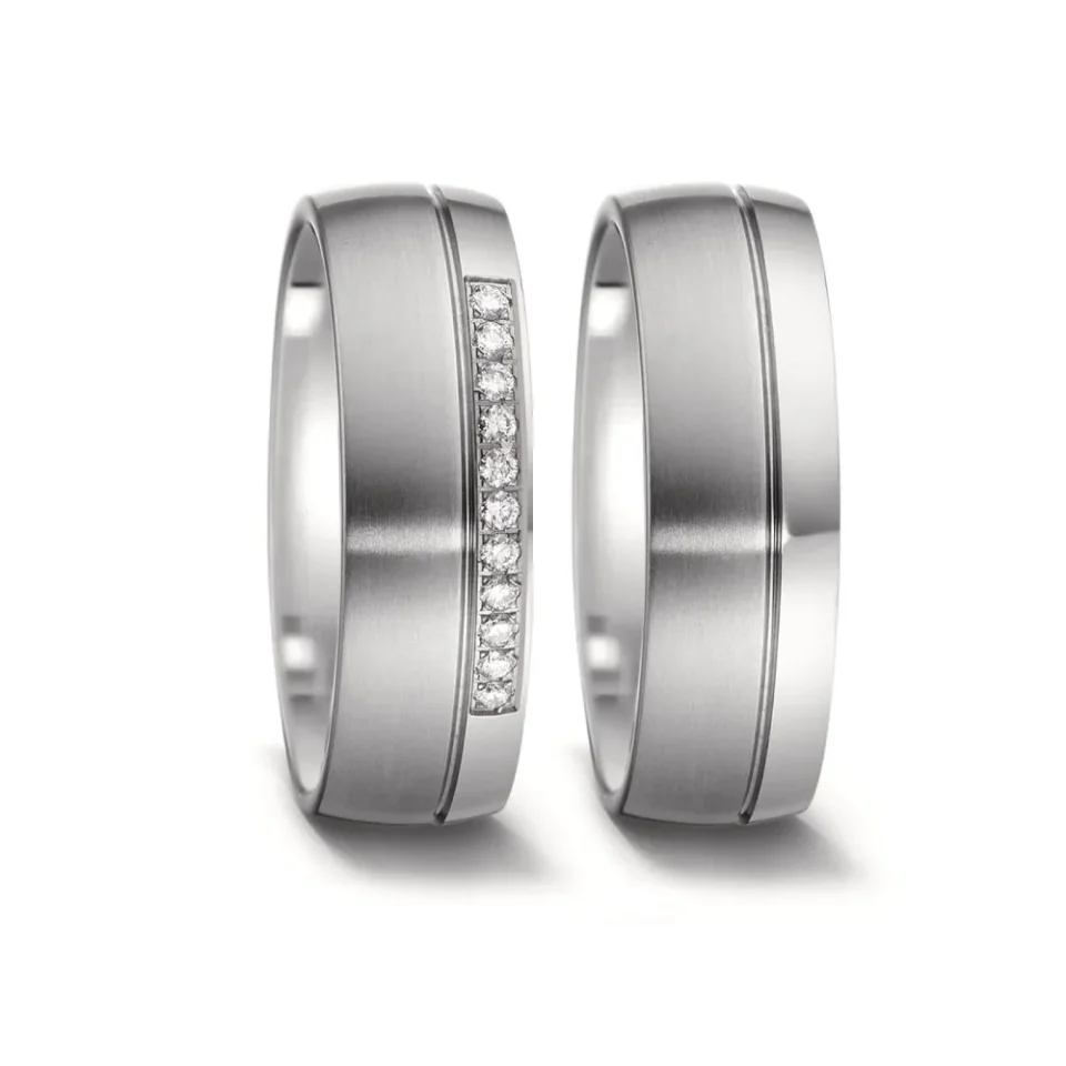 Alianzas de boda de titanio con diamantes