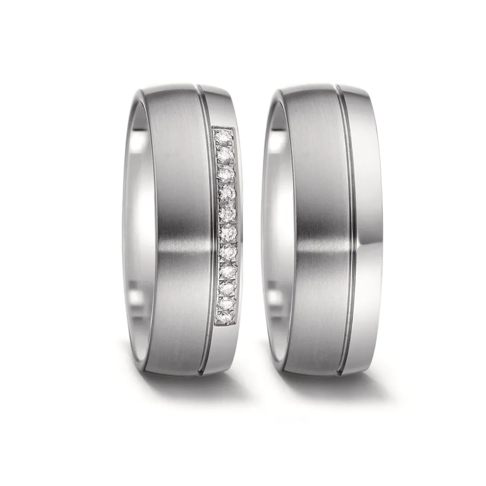 Alianzas de boda de titanio con diamantes