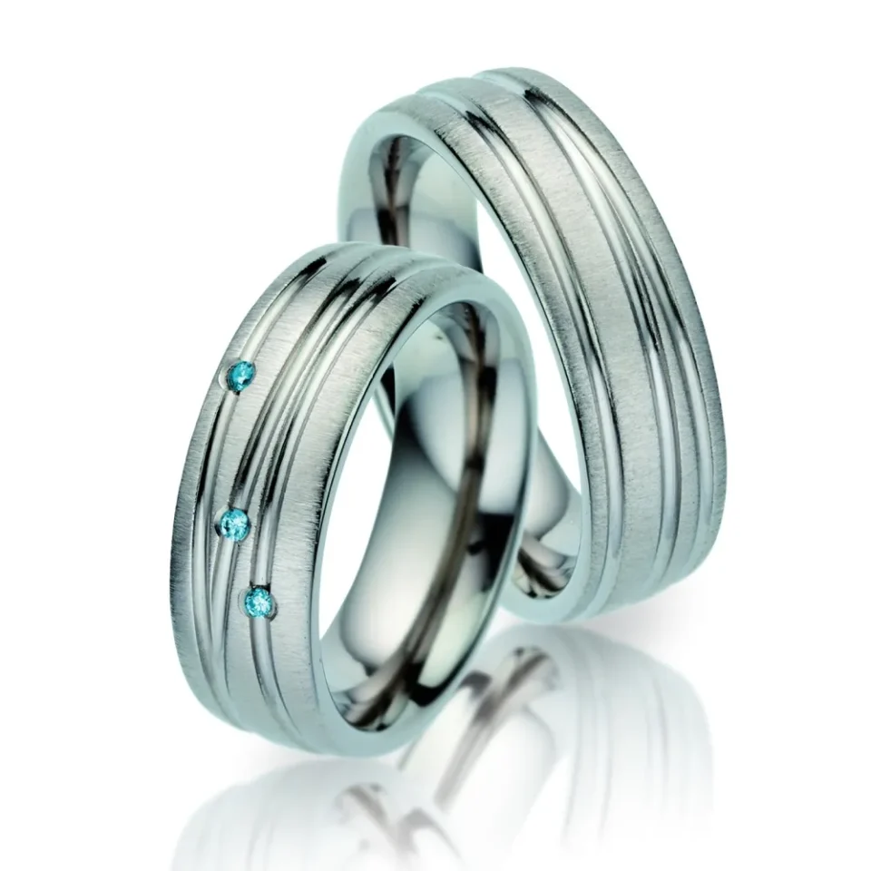 Alianzas de boda de titanio con diamantes