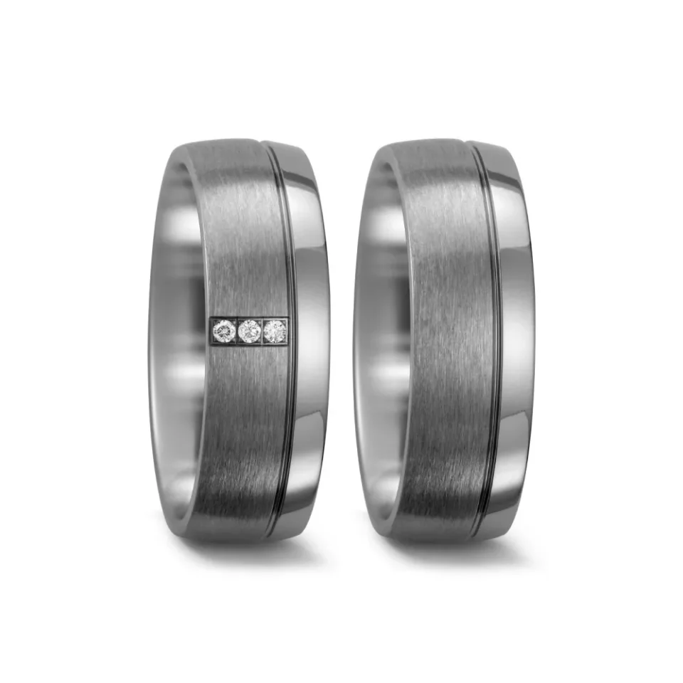 Alianzas de boda de titanio con diamantes