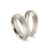Alianzas de boda de titanio con diamantes