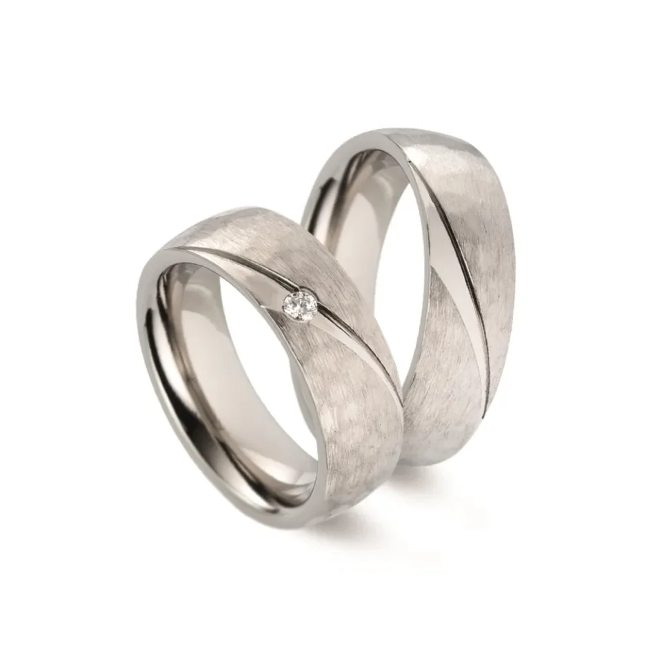Alianzas de boda de titanio con diamante