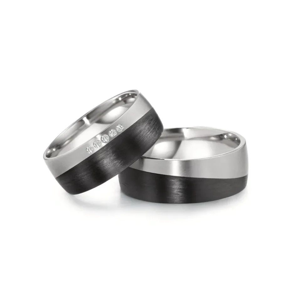 Alianzas de boda de titanio y carbono con diamantes