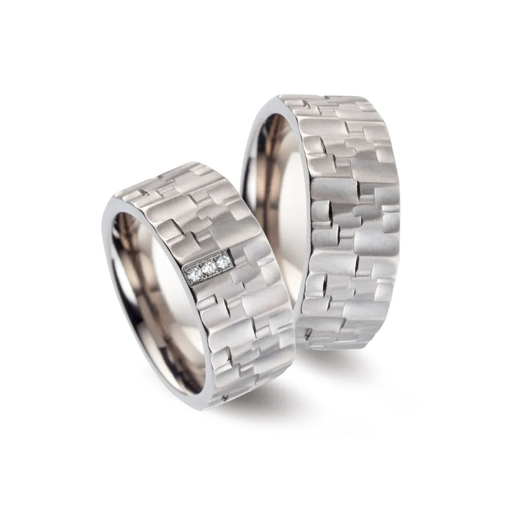 Alianzas de boda de titanio con diamante