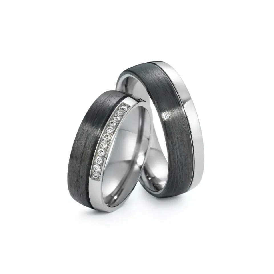Alianzas de boda de titanio y carbono con diamantes