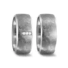 Alianzas de boda de titanio con diamantes