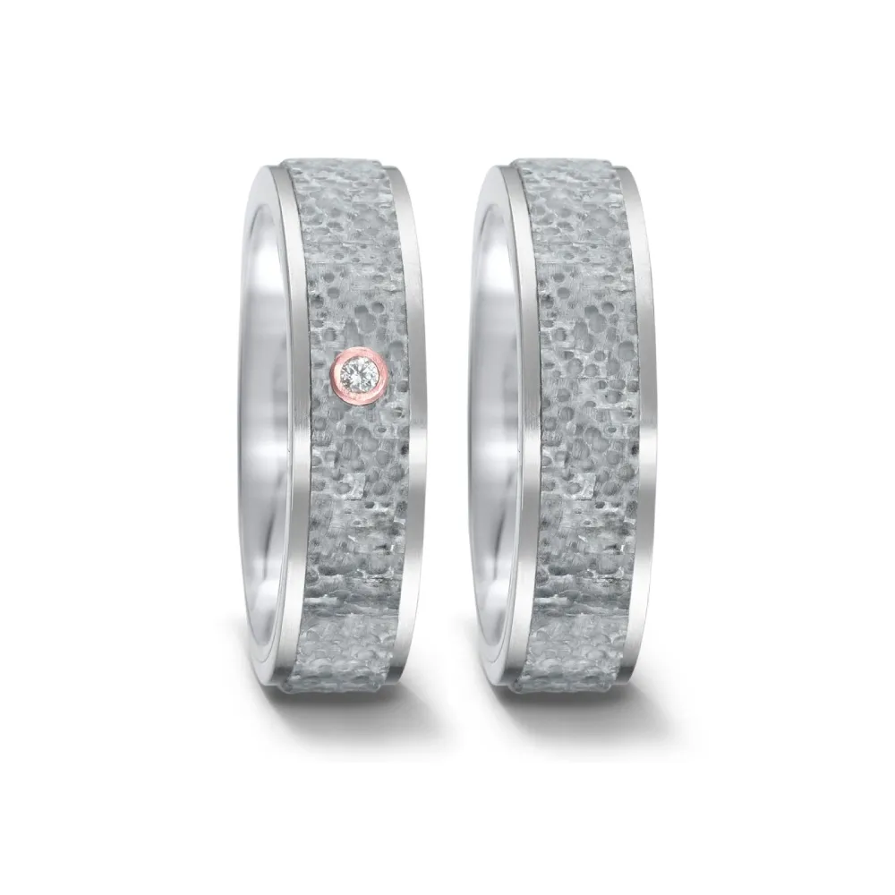 Alianzas de boda de titanio y carbono con diamante