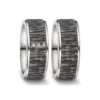 Alianzas de boda de titanio y carbono con diamantes
