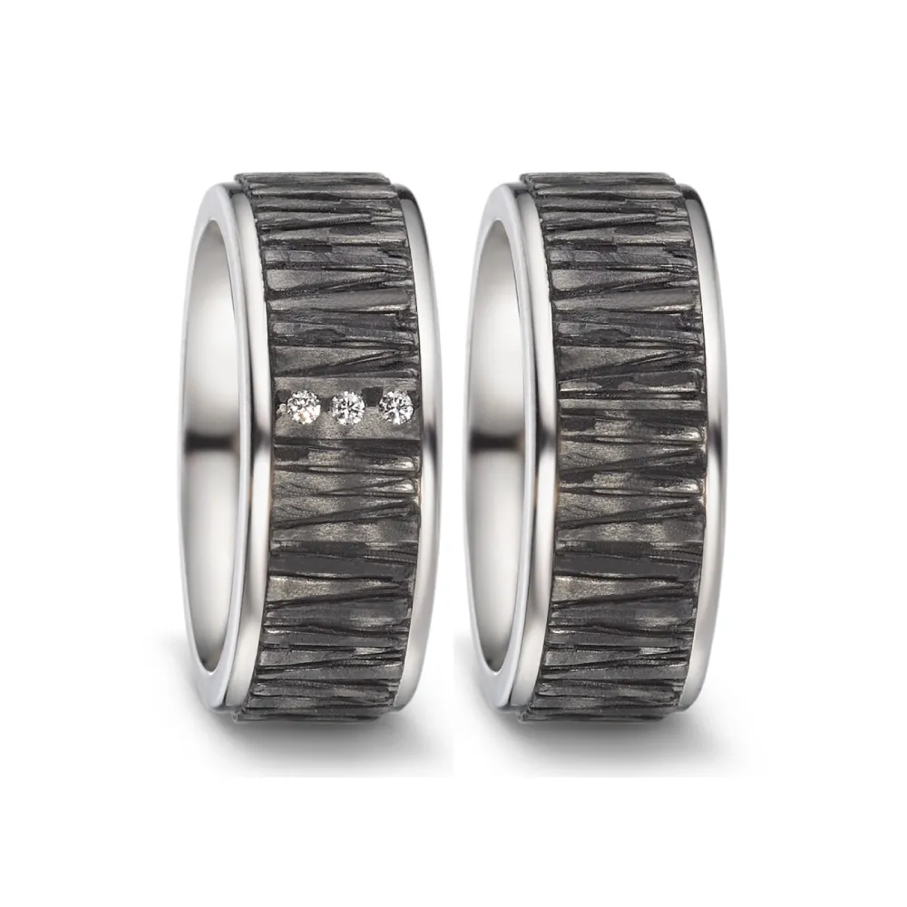 Alianzas de boda de titanio y carbono con diamantes