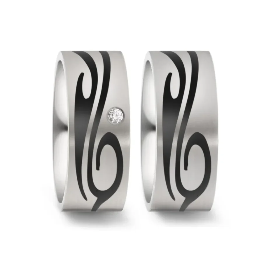 Alianzas de boda de titanio y carbono con diamante