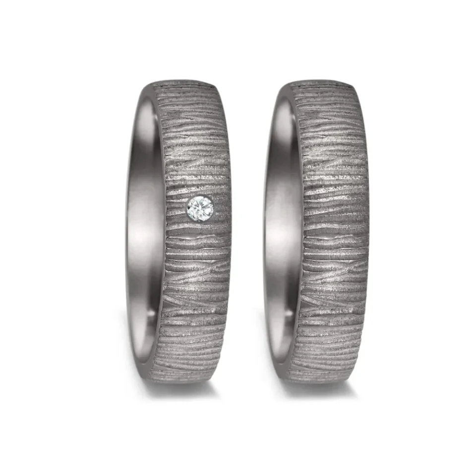Alianzas de boda de tántalo con diamante