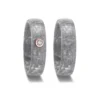 Alianzas de boda de carbono y oro rosado con diamante