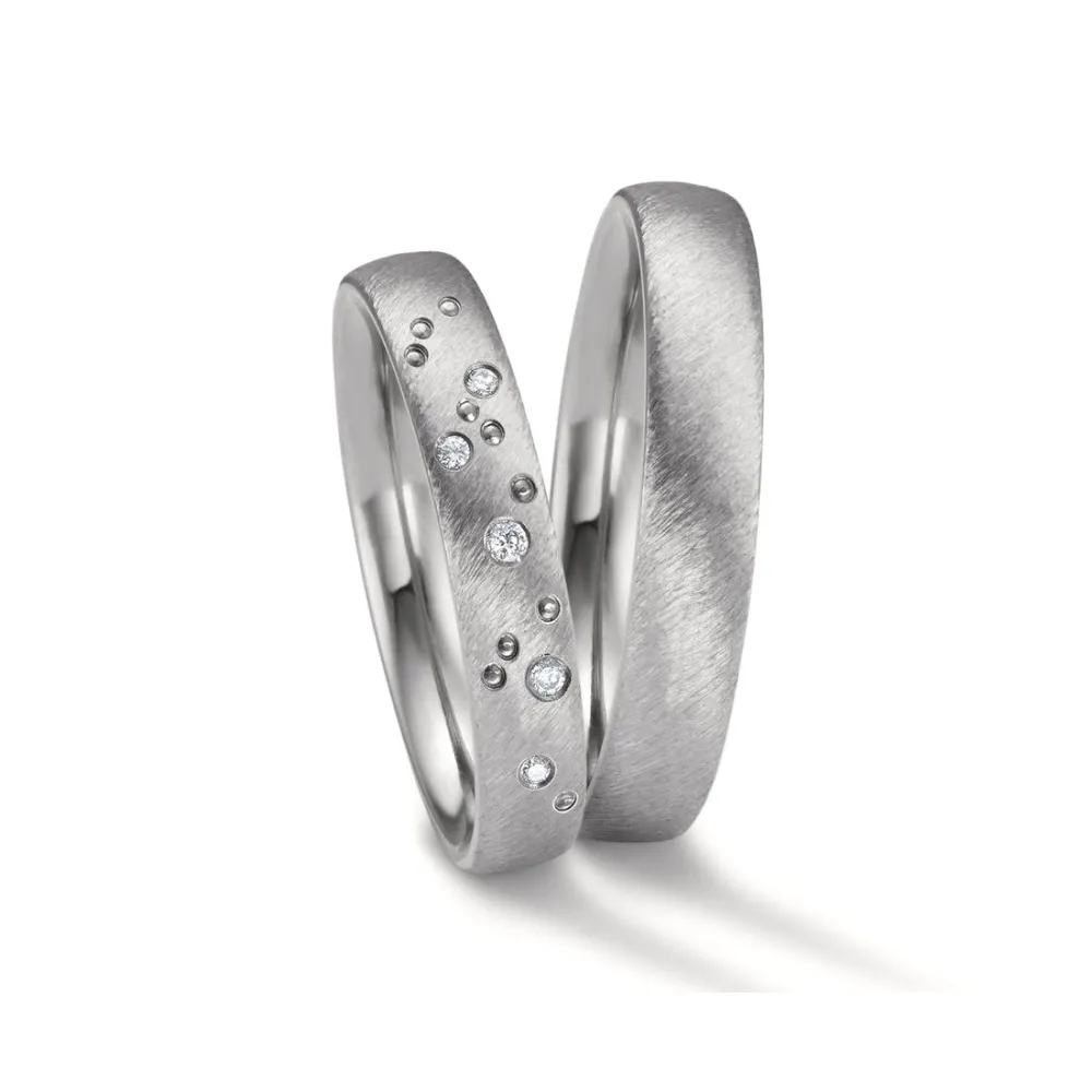 Alianzas de boda de zirconio con diamantes