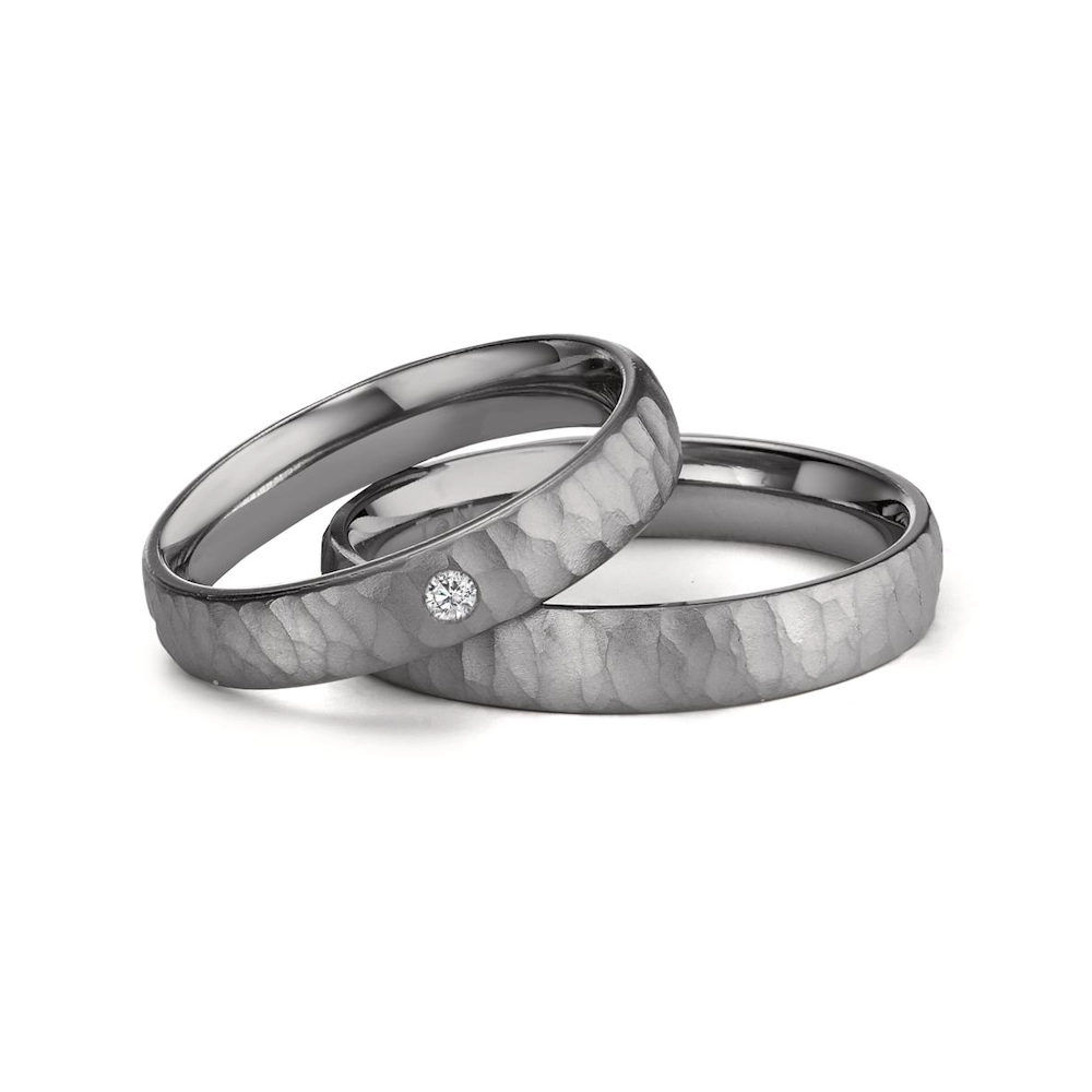 Alianzas de boda de tántalo con diamante