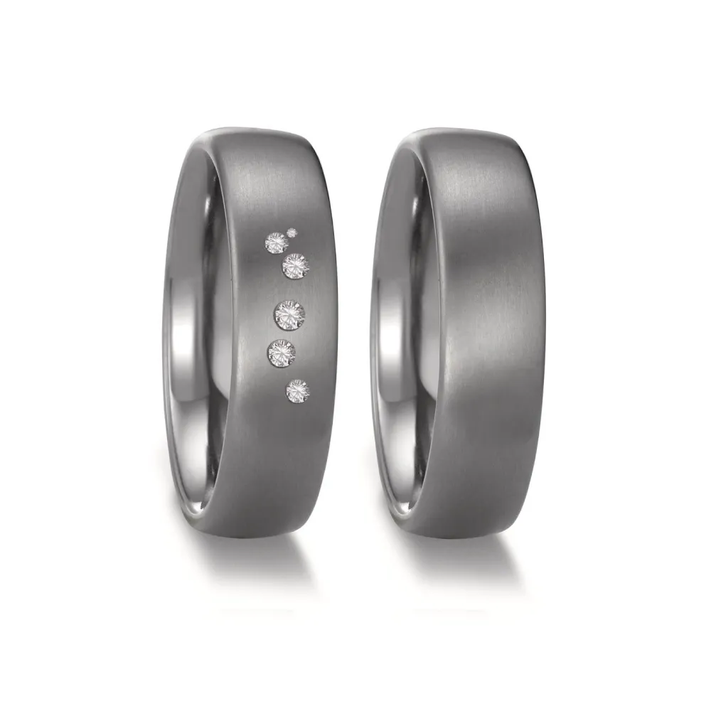 Alianzas de boda de tántalo con diamantes