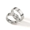 Alianzas de boda de plata con diamante