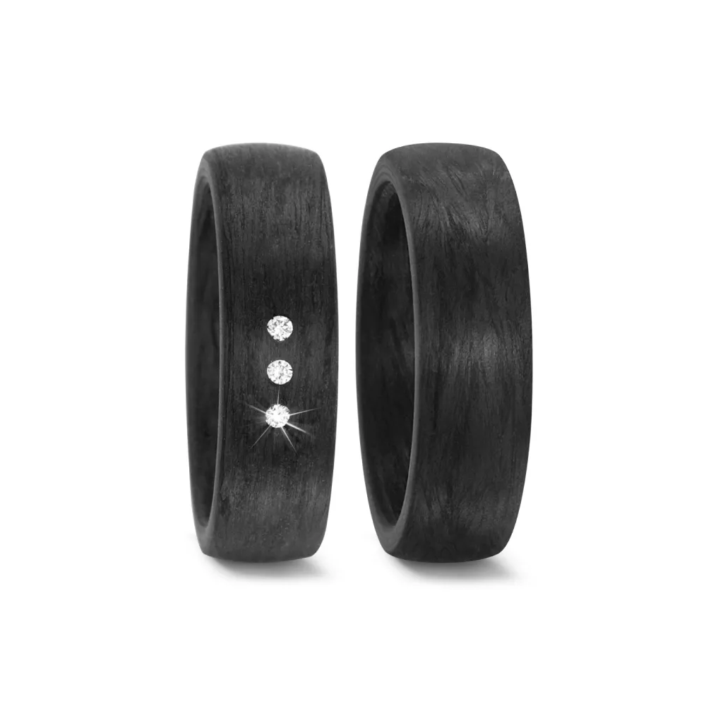 Alianzas de boda de carbono con diamantes