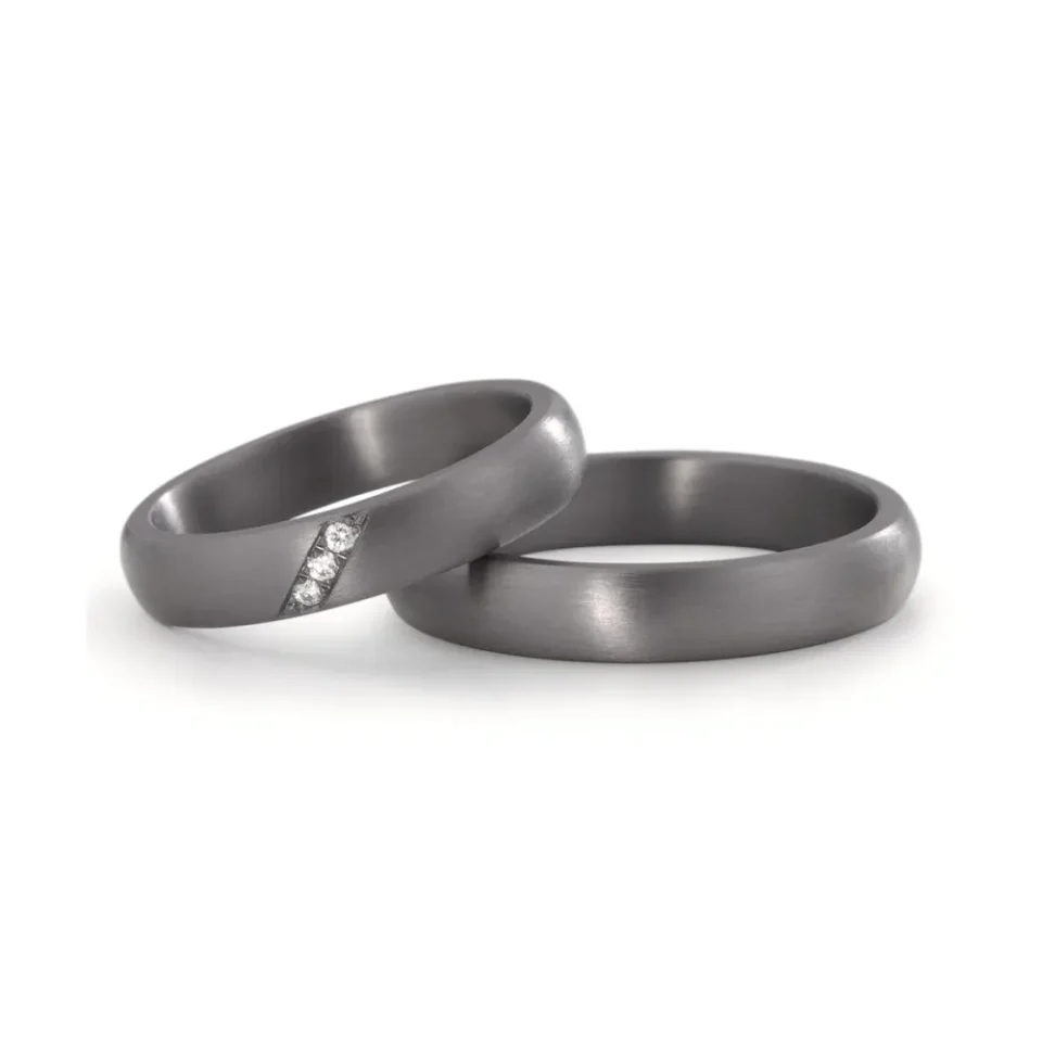 Alianzas de boda de tántalo con diamantes