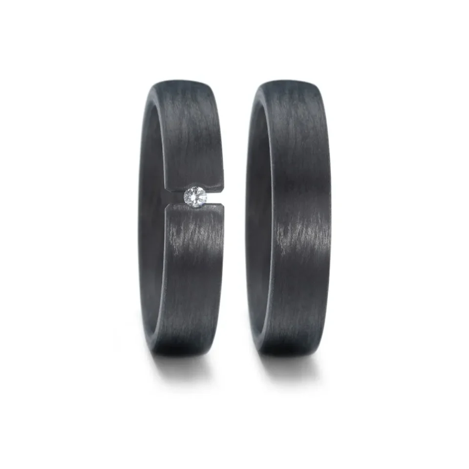 Alianzas de boda de carbono con diamante