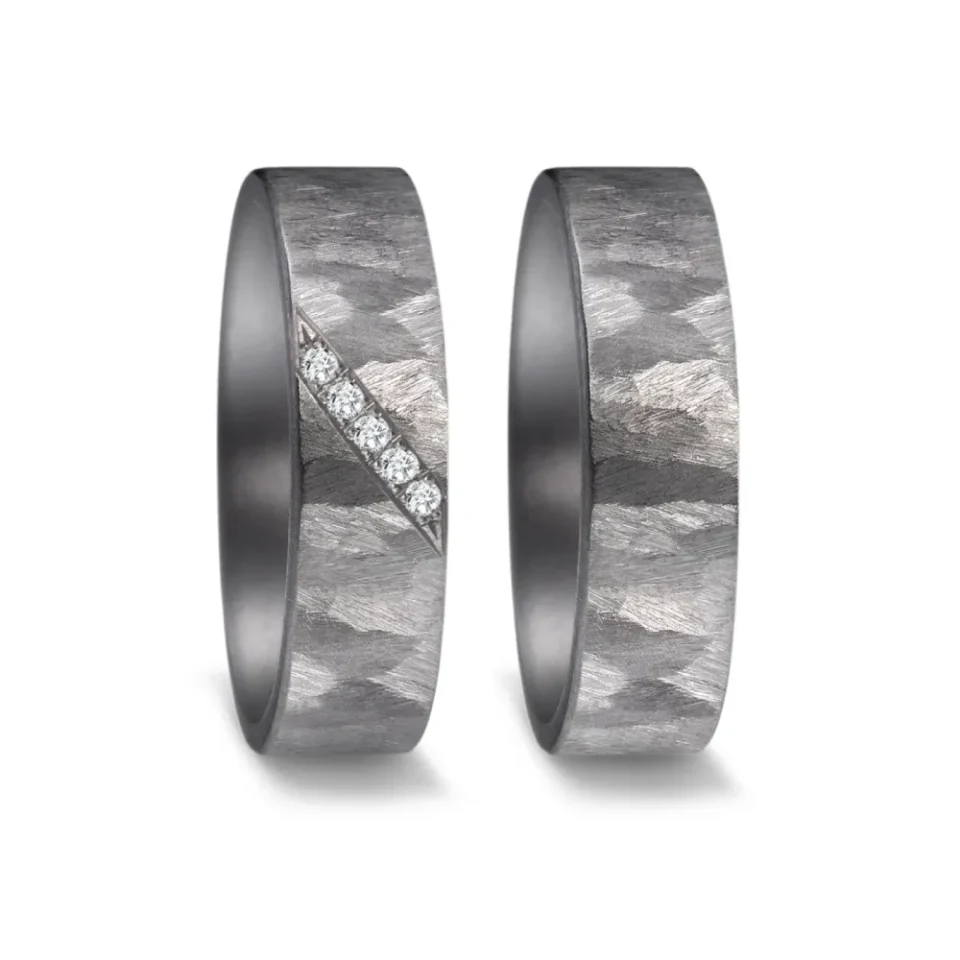 Alianzas de boda de tántalo con diamantes