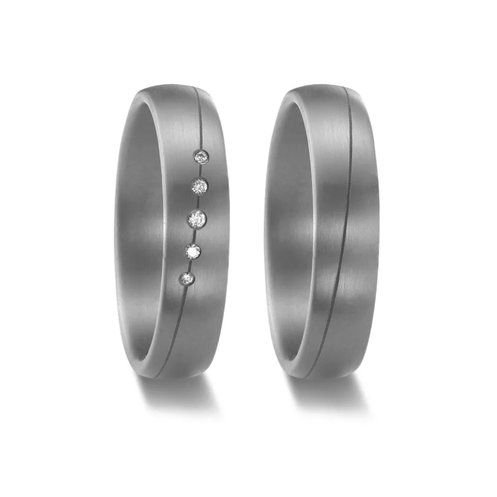 Alianzas de boda de tántalo con diamantes