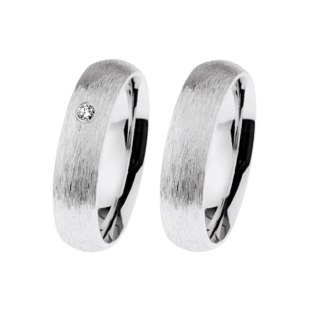 Alianzas de boda de acero con diamante