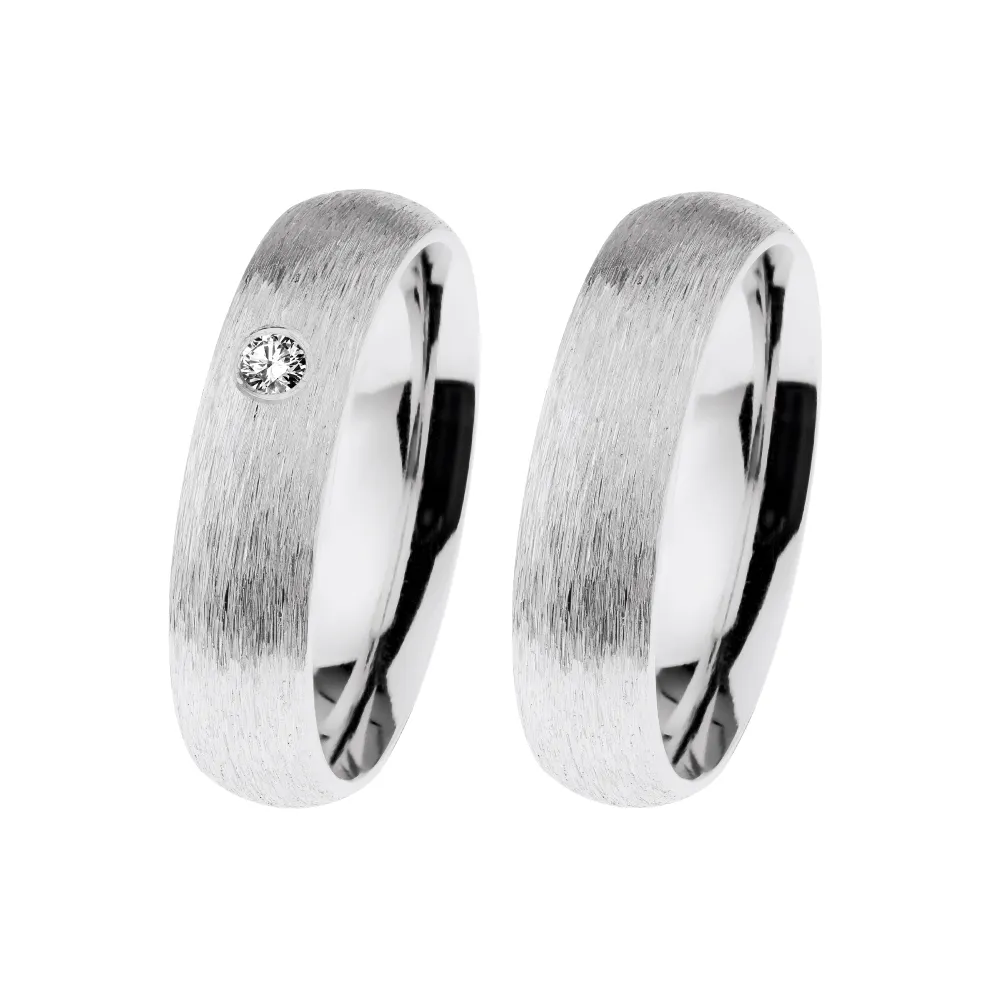 Alianzas de boda de acero con diamante