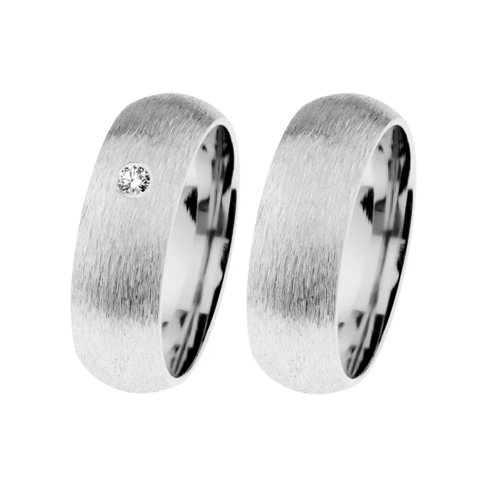 Alianzas de boda de acero con diamante