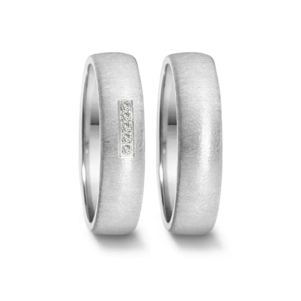 Alianzas de boda de acero con diamantes
