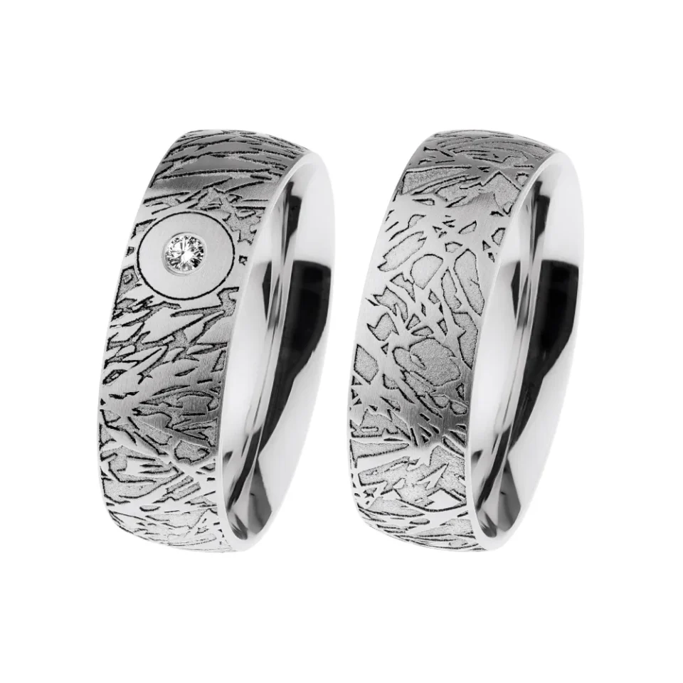Alianzas de boda de acero con diamante