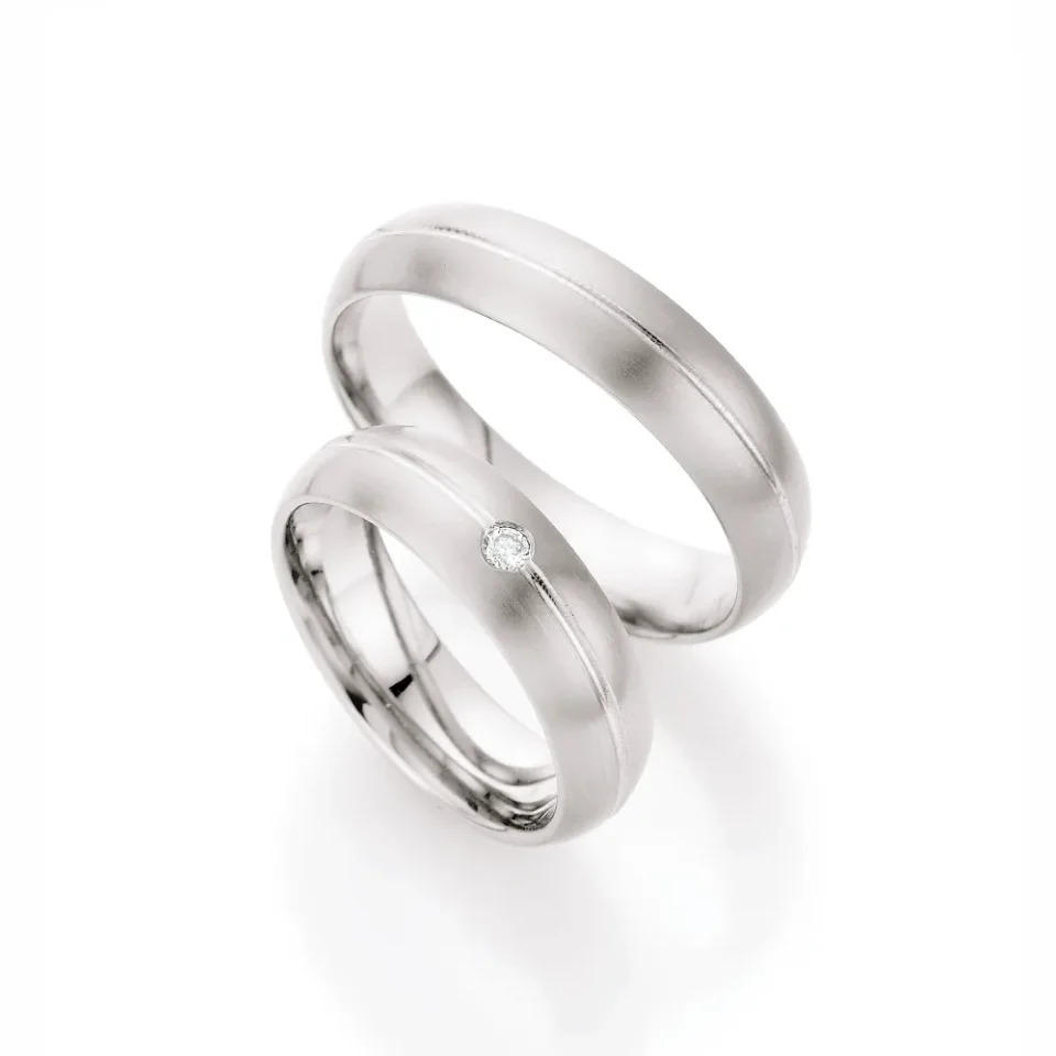 Alianzas de boda de titanio con diamante