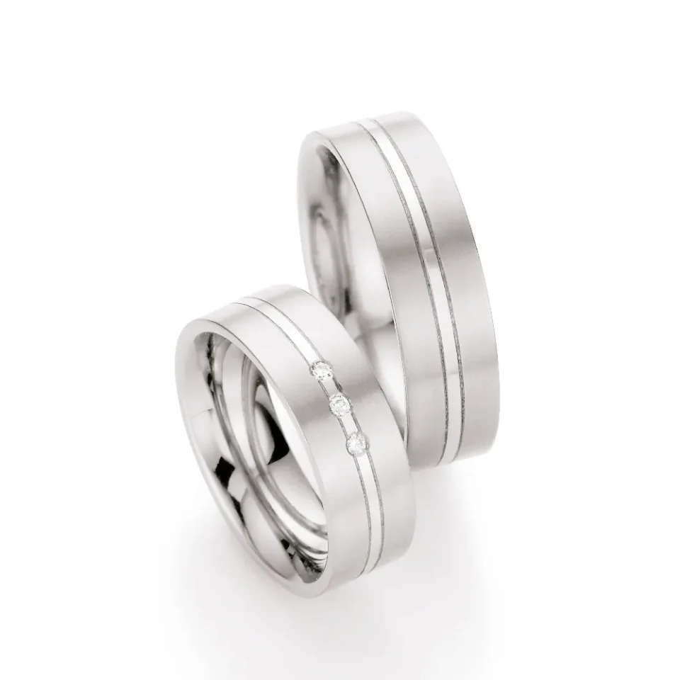 Alianzas de boda de titanio con diamantes