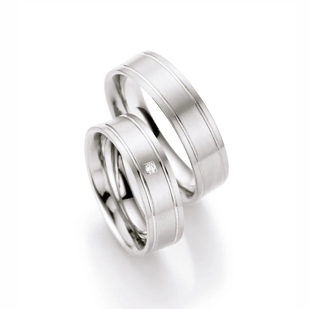 Alianzas de boda de titanio con diamante