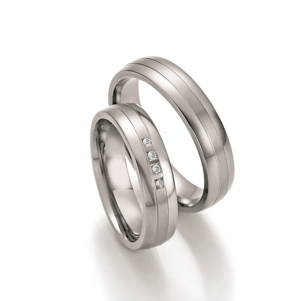 Alianzas de boda de titanio con diamantes