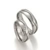 Alianzas de boda de titanio con diamantes