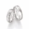 Alianzas de boda de titanio con diamantes
