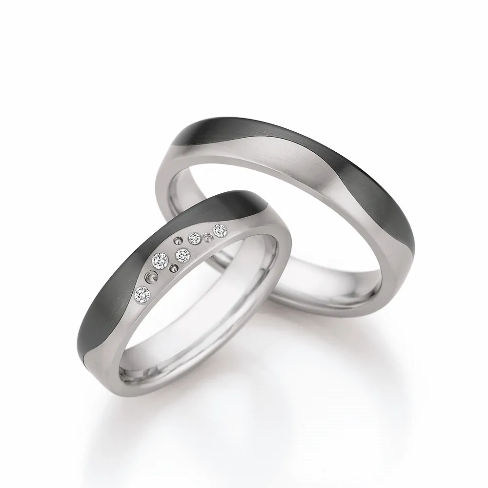 Alianzas de boda de titanio y zirconio con diamantes