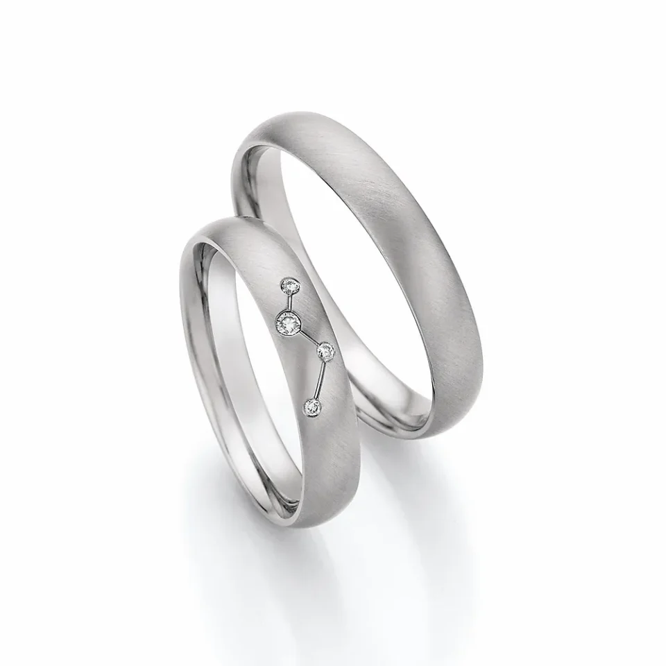 Alianzas de boda de acero con diamantes