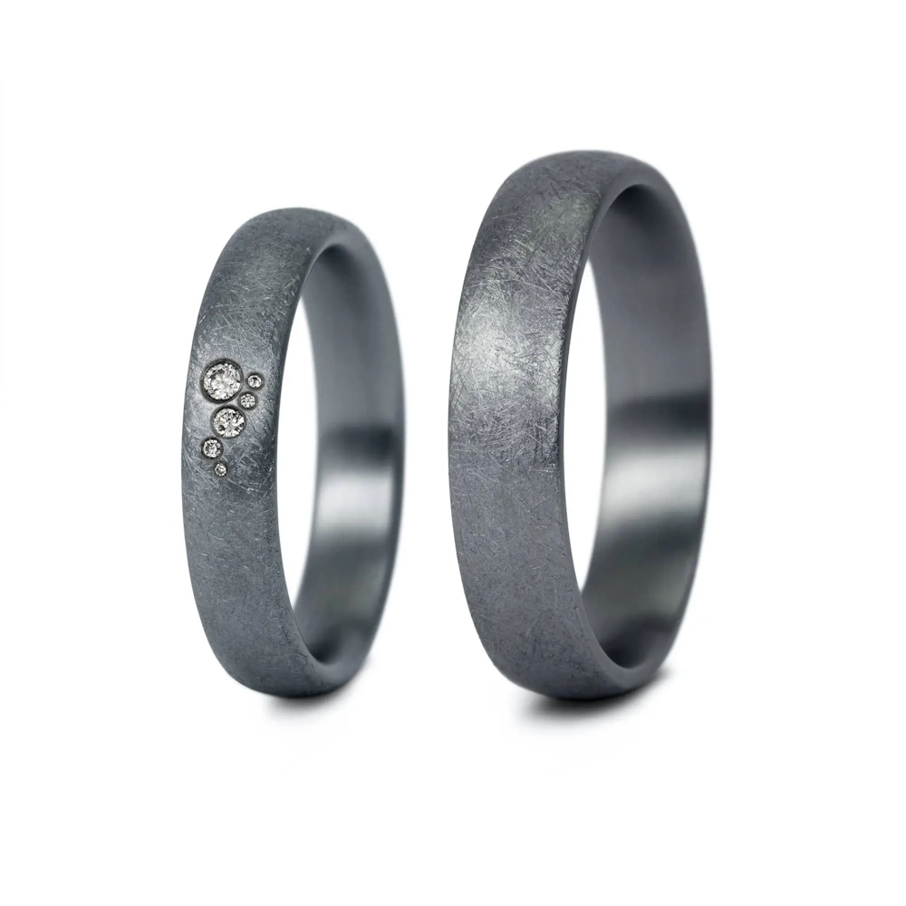 Alianzas de boda de tántalo con diamantes