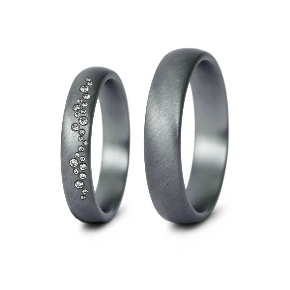 Alianzas de boda de tántalo con diamantes