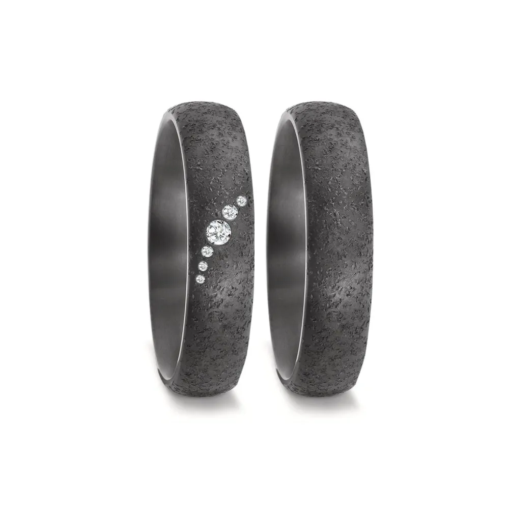 Alianzas de boda de tántalo con diamantes